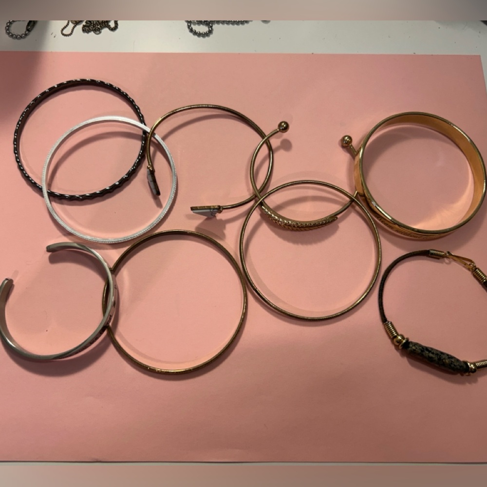 Metal bracelet lot
